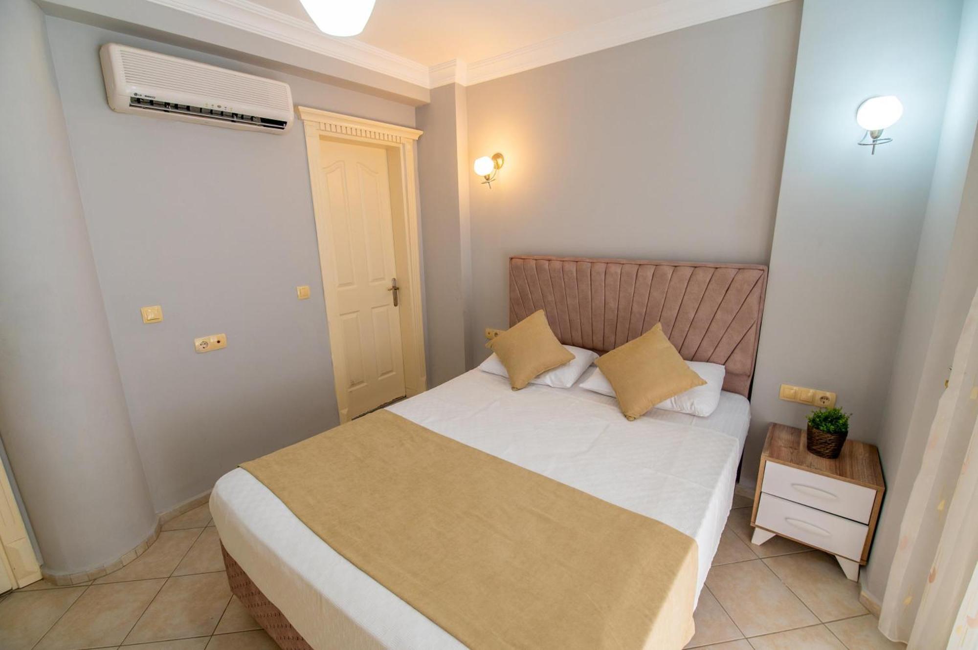 Sunset Beach Club Aqualettings Oyster 5 Fethiye Exterior foto